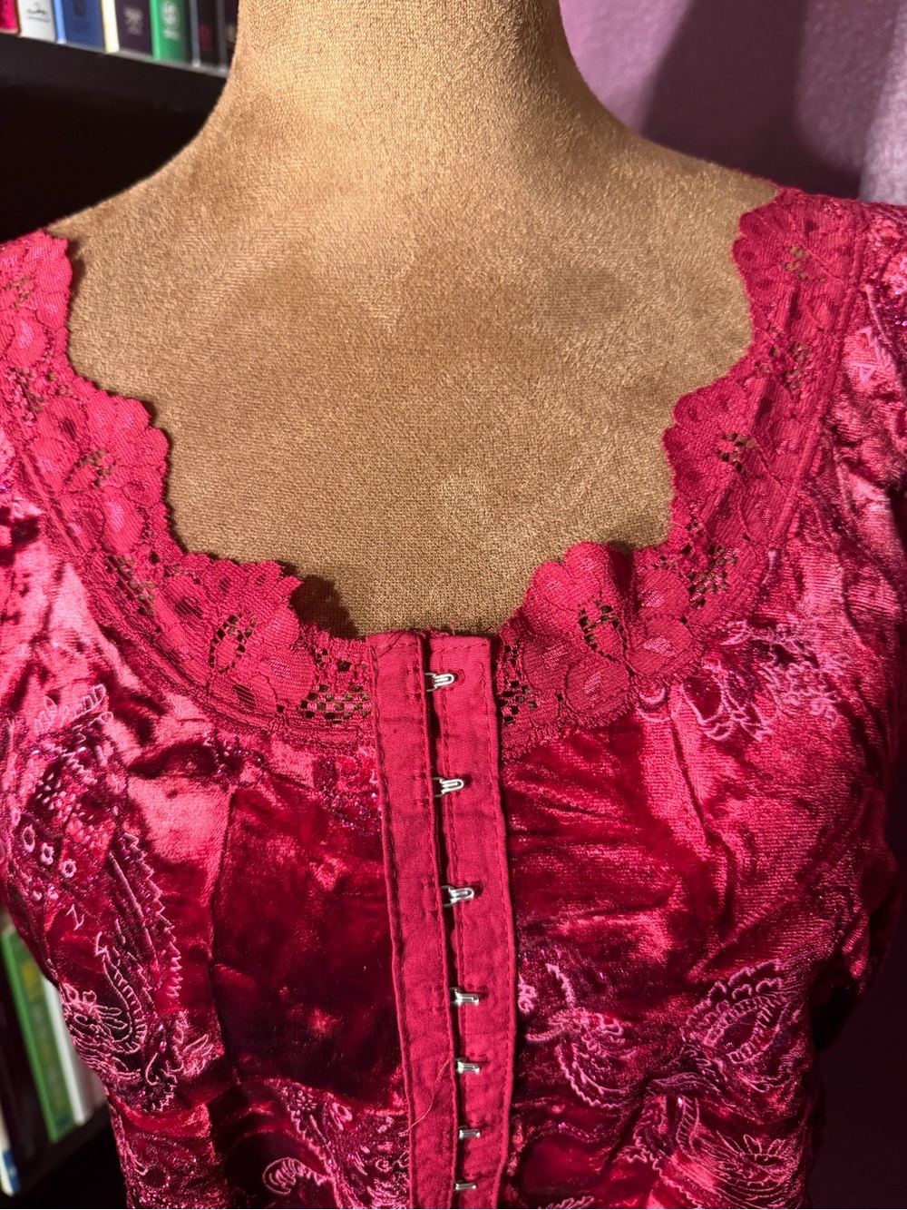 Ing Red Velvet Lace Bustier